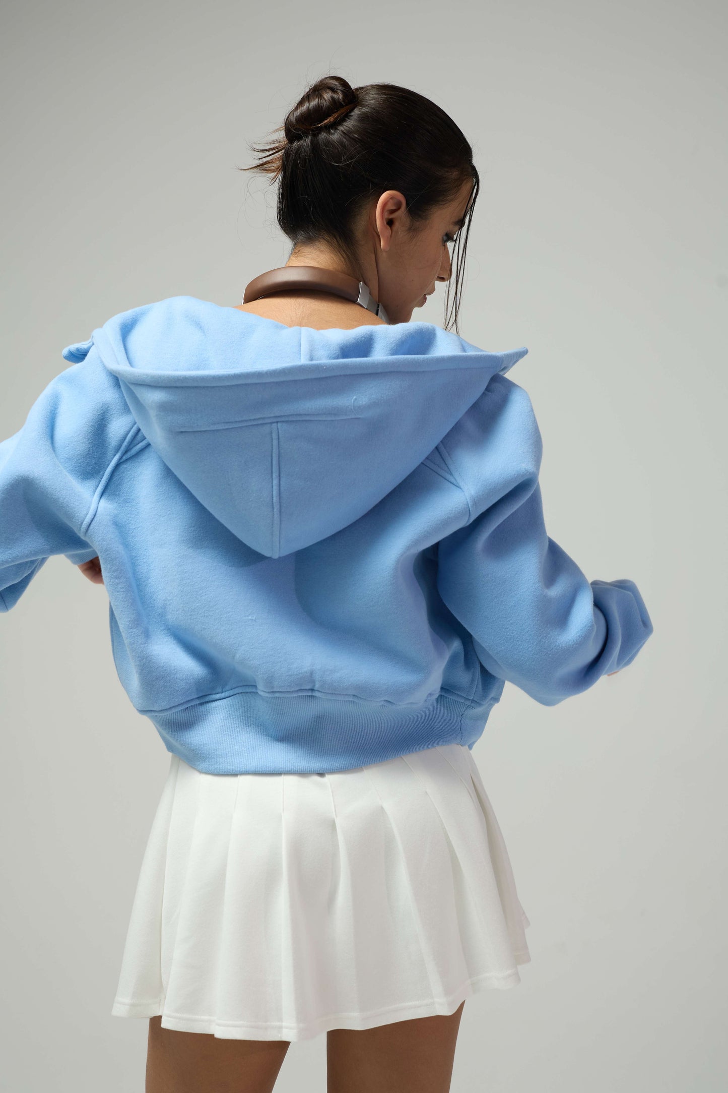 JOJO8-蓝色连帽衫白色百褶裙 - JOJO fashion