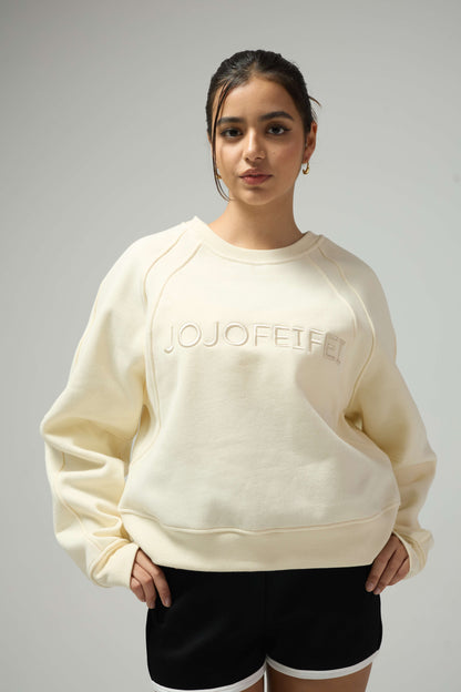 JOJO9-米色卫衣黑色短裤 - JOJO fashion